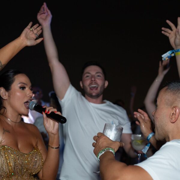 Gabi Lima agita Réveillon de Copacabana e marca a virada de 2026 com show memorável