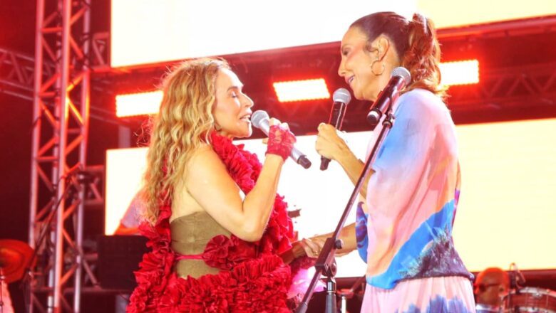 Daniela Mercury e Ivete Sangalo sobem juntas ao palco para abertura do Verão da Bahia 2026