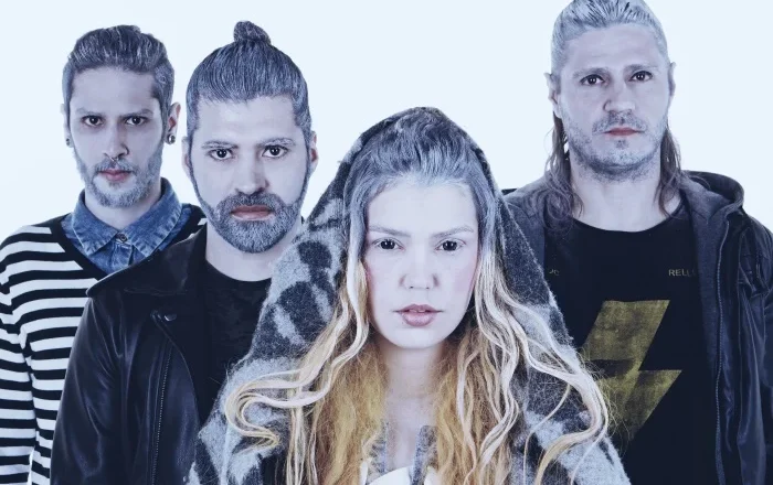 Drenna faz show em Maricá no Rio