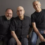 Noites de Verão no Morro da Urca encerra com Os Paralamas do Sucesso