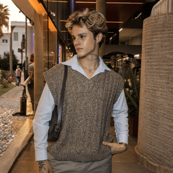 Moda, eventos, passarelas e influência: Como a presença física ainda importa na era digital