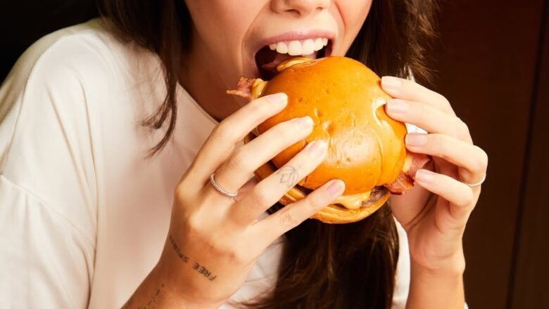 Carnaval de Sabores: Barney’s Burger e Estela Pizza entram no clima da folia em Fortaleza