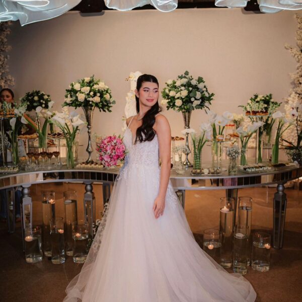 Noivas têm acesso a tendências e fornecedores em evento exclusivo no Coco Bambu Dom Pastel