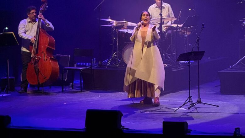 Mônica Salmaso apresenta “Minha Casa” no BTG Pactual Hall nesta terça-feira