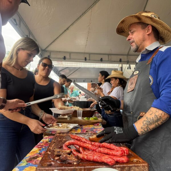 No sábado, 28, a “Queima do Alho” celebra tradição tropeira com gastronomia, música e cultura sertaneja em Goiânia