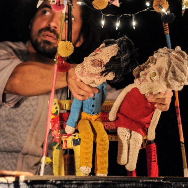 Espetáculo gratuito no feriado: Cia Nu Escuro leva “Plural” ao palco do Basileu França