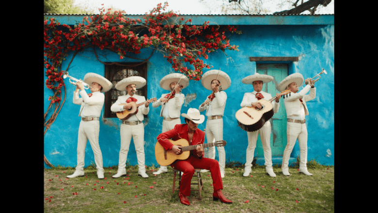 Bruno Mars lança álbum “The Romantic” após uma década sem projetos solo