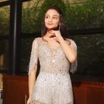 Amanda Mangili transforma beleza e inclusão em conexão real nas redes