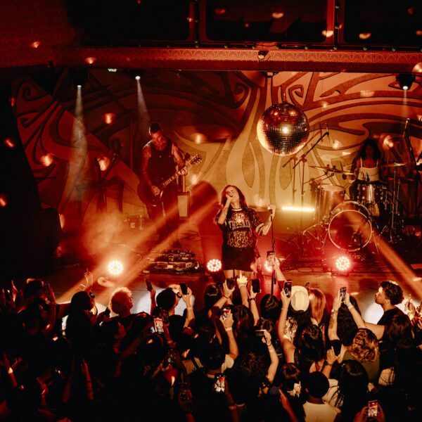 DAY LIMNS chega ao Sul com o show “7 Vidas” embalada sua nova era pop