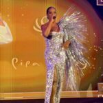 Pipa Brasey emociona público europeu com show especial em homenagem à grandes nomes da Bossa Nova