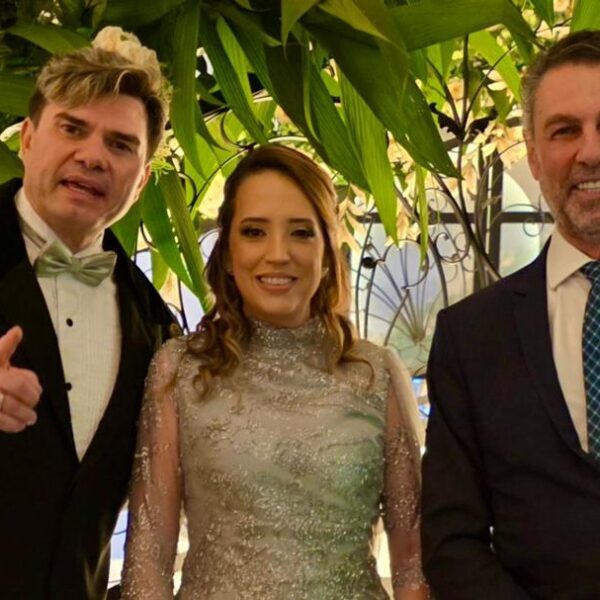 Alexandre e Giovana Canhoni Celebram 25 anos de casados