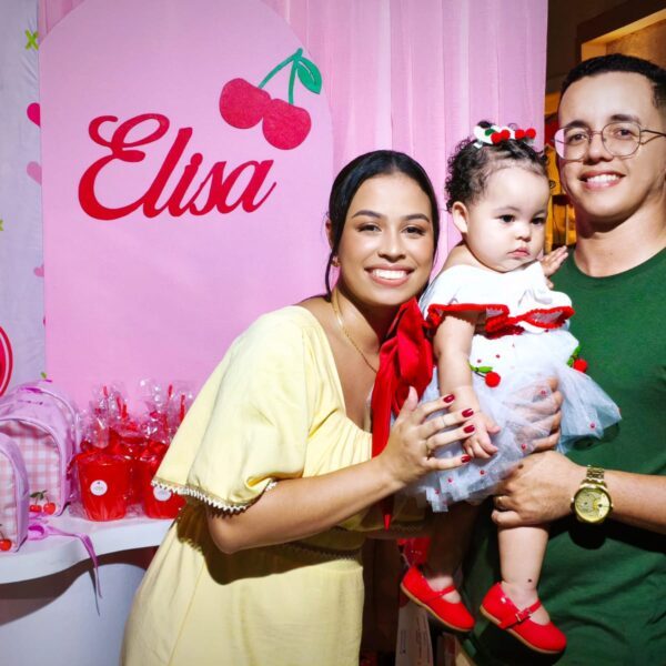 Gabriel Campanharo e Sara Coutinho celebram o primeiro aniversário da filha Elisa em noite de Gratidão e Fé
