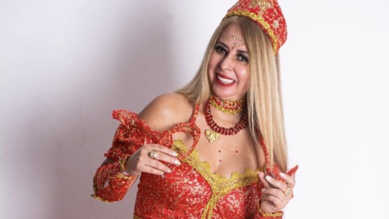 Médica Lupita Glamurosa, que se inspira em Shakira, participa do Maio Laranja