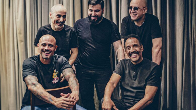 Renato & Seus Blue Caps se apresentam em João Pessoa em show especial pelo mês das mães