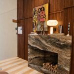 Três ambientes da CASACOR São Paulo traduzem a casa como experiência sensorial
