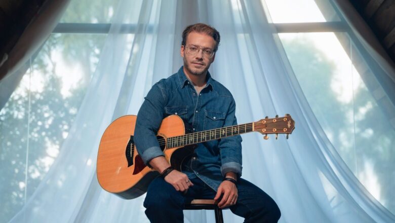 Após sucesso ao lado de Jorge Vercillo, BALARA estreia turnê “Acusticamente” no Blue Note São Paulo