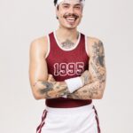 Bomtalvão estreia nos palcos com sessão esgotada em minutos
