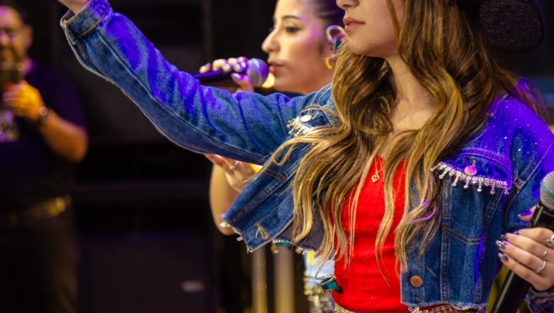 Melissa e Milena animam Festa Junina do Clube Pinheiros com show repleto de sucessos