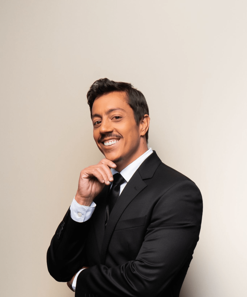 Renato Albani retorna ao Espaço Unimed com o inédito "Novo Show" em São Paulo