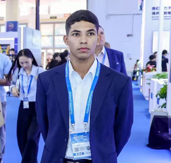 Jovem brasileiro conquista vaga em Tsinghua University