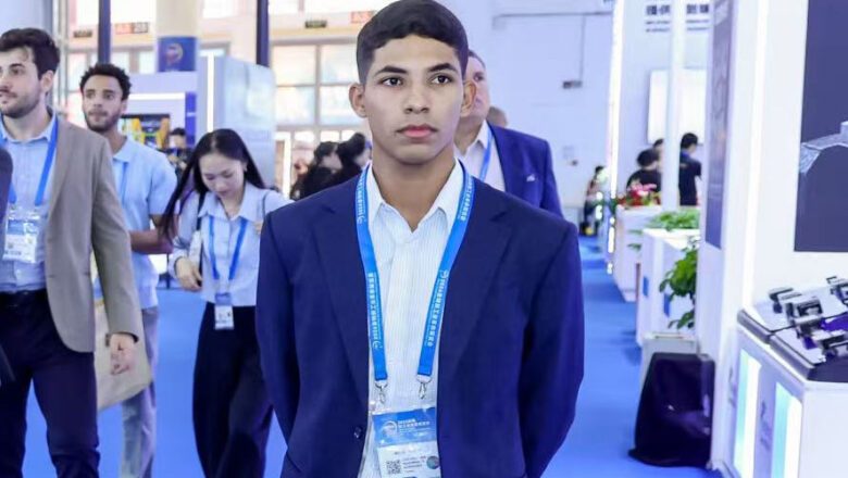 Jovem brasileiro conquista vaga em Tsinghua University