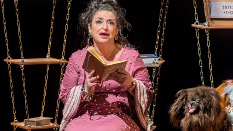 Grace Gianoukas desembarca em Brasília com seu novo espetáculo, “Dora”, no Teatro Royal Tulip