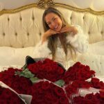 Rejane Pauletti celebra aniversário em evento marcado por homenagens e reconhecimento de sua trajetória