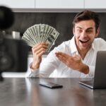 Finfluencers com pior desempenho são os que mais atraem seguidores, aponta estudo