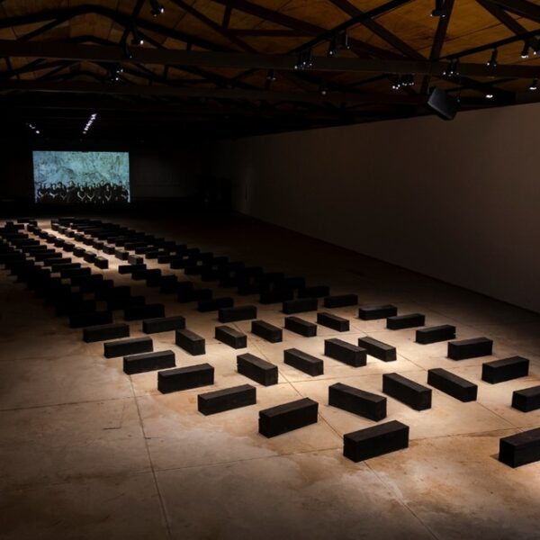 Em parceria inédita, Sesc São Paulo e Instituto Inhotim apresentam “O Barco”, de Grada Kilomba, na capital paulista