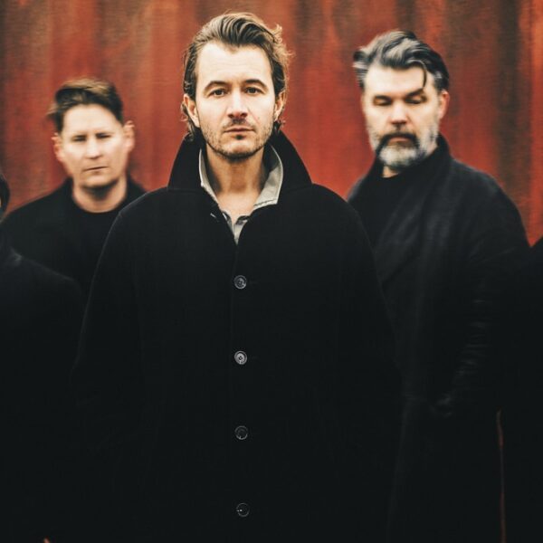 Editors lança o novo single “Seriously”