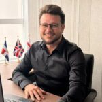 Almir Azevedo Junior é reconhecido após alcançar R$ 5 milhões em faturamento no mercado financeiro