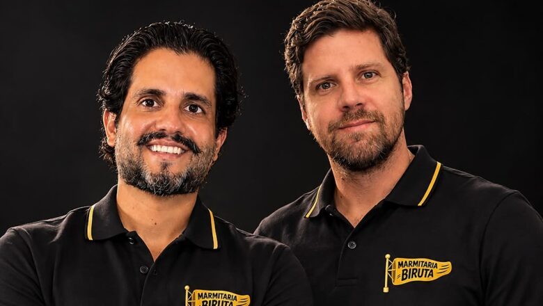 Ignacio Loyola Neto e Filipe Werneck, criadores do Clube Pop e do El Gordão, lançam Marmitaria Biruta com 11 operações em São Paulo
