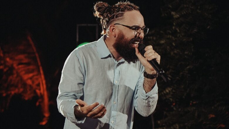 Jhonny Salvação lança “Melhor Fase” e amplia repertório para shows e eventos pelo Brasil