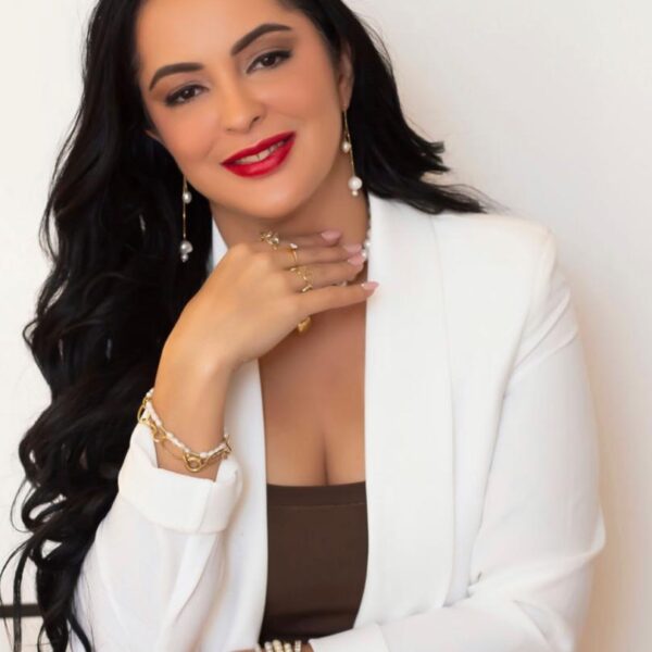 Silvia Eller inicia novo ciclo profissional e amplia atuação no mercado joalheiro
