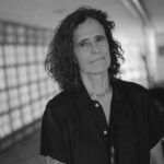Zélia Duncan completa 45 anos de carreira e estreia “Agudo Grave” em São Paulo