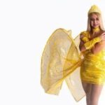 Lupita Glamurosa, personagem criada por médica colombiana para humanizar atendimentos, participa do Setembro Amarelo