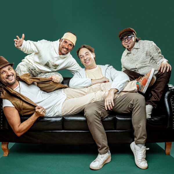 Falamansa espalha amor e colore o mundo no videoclipe “A Origem de Tudo”