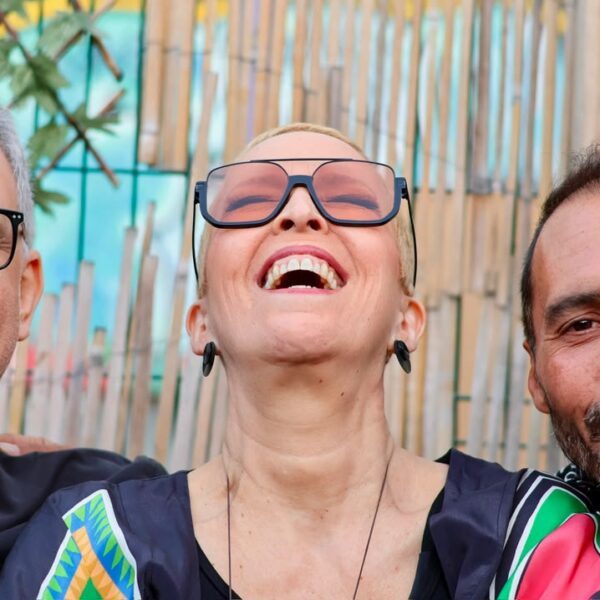 Nila Branco conclui turnê pela Europa com homenagem às grandes vozes femininas da música brasileira