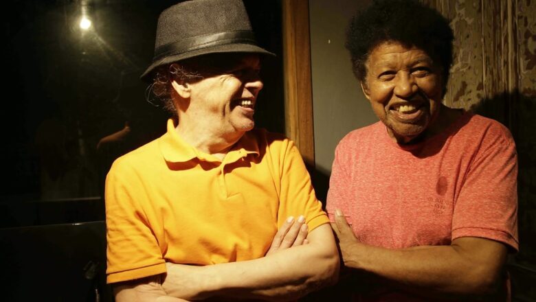 Gigantes da MPB, Robertinho Silva e Nivaldo Ornelas fazem show de lançamento do álbum “Aos Povos da Floresta” na Lapa