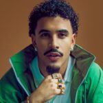 Após quatro meses de tratamento, cantor Nilo recebe alta da paralisia de Bell; relato ultrapassa 5 milhões de visualizações no Instagram
