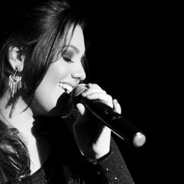 “Jazz dos Muertos” recebe Helena Beltrão Trio no La Esquina, na Lapa