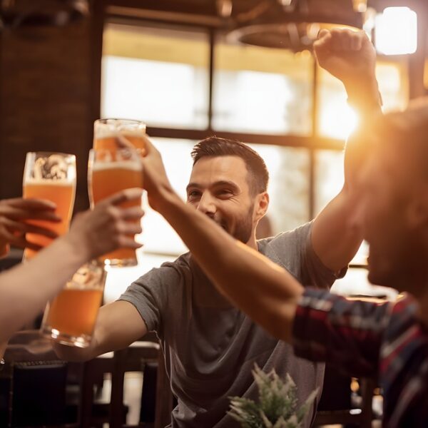 1 em cada 5 adultos consome seis ou mais doses de álcool em uma única ocasião no Brasil