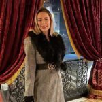 Rejane Pauletti destaca o poder dos espelhos e detalhes arquitetônicos na decoração de alto padrão e luxo