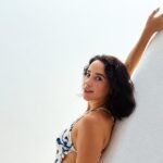 Manola transforma jornada de maturidade emocional em álbum e a última faixa vai te surpreender