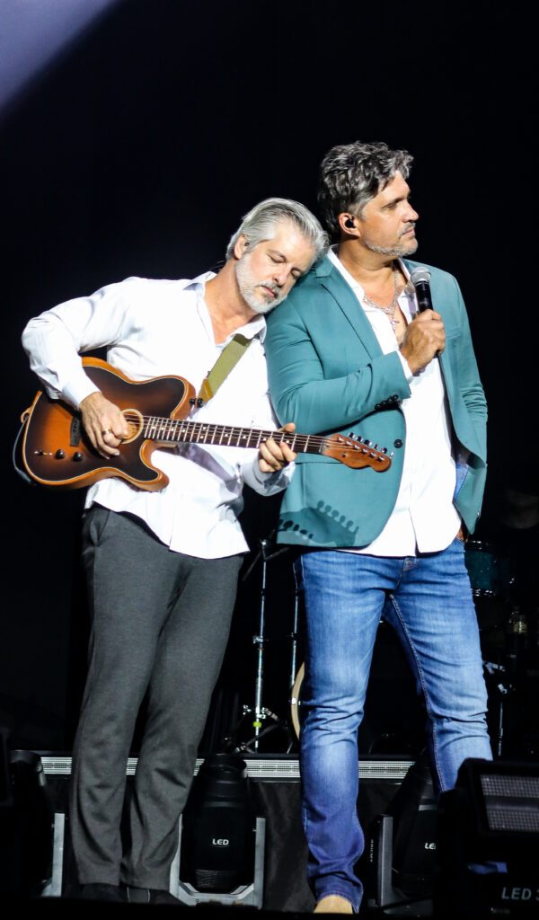 Victor & Léo - Crédito Milene Cardoso
